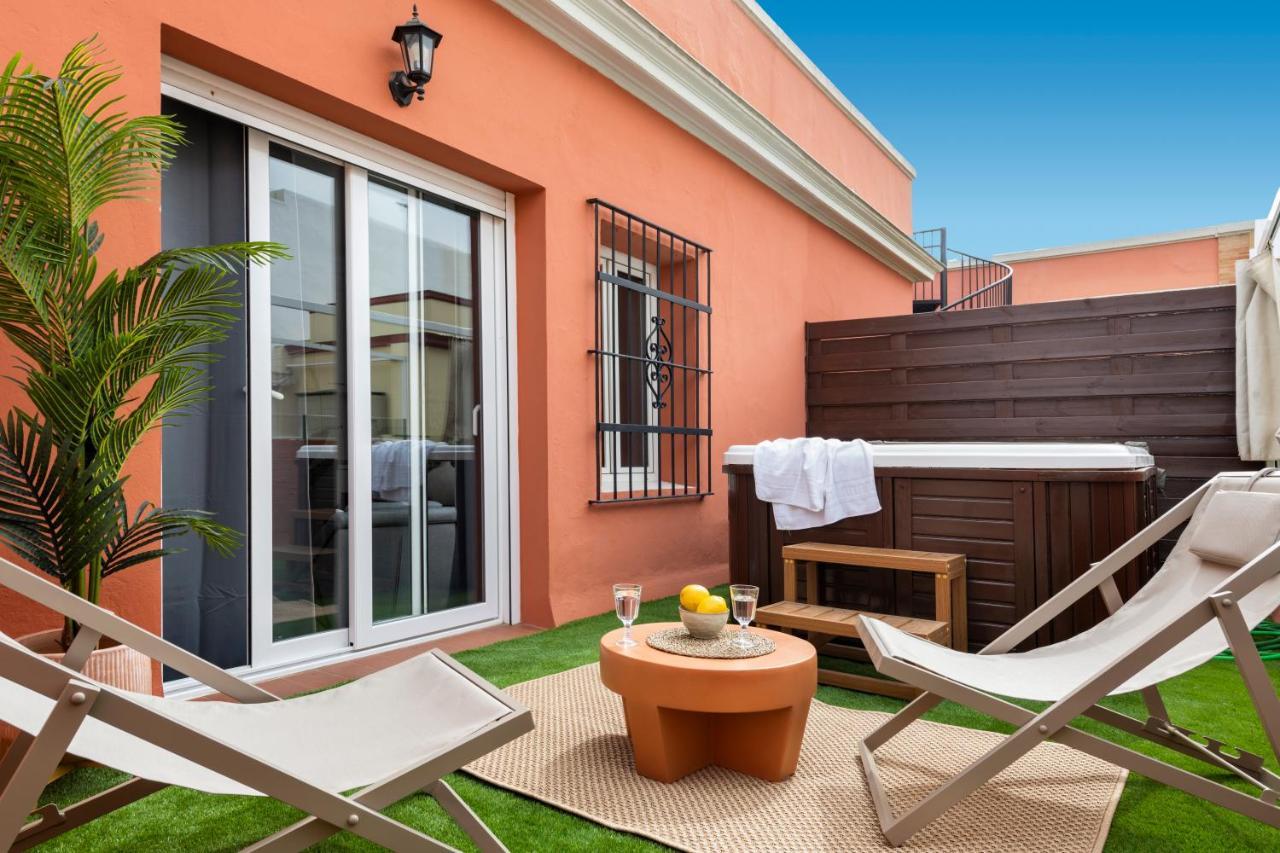 Suites Maestranza Santas Patronas - Penthouse With Jacuzzi And Parking Sevilha Exterior foto